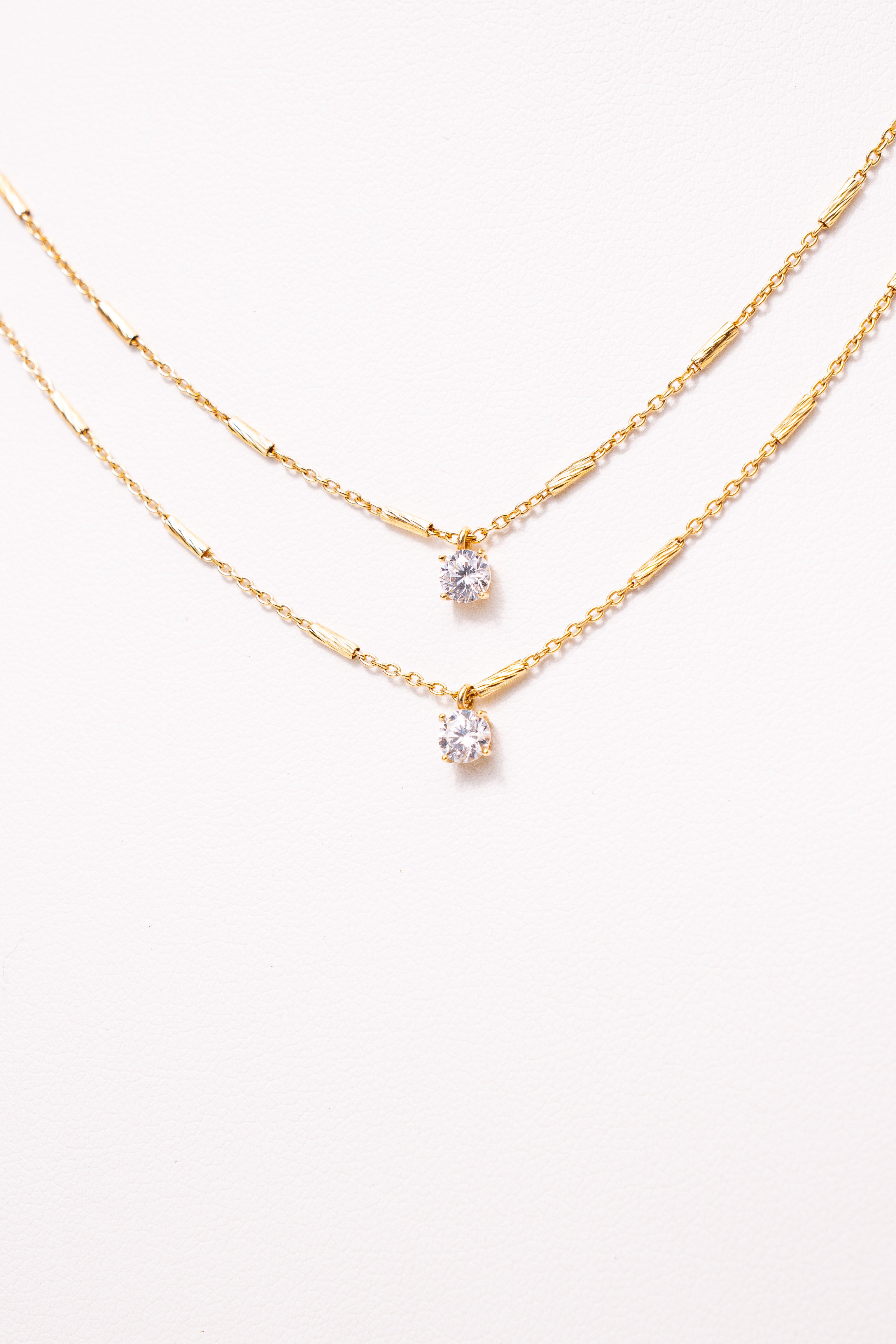 THE DOUBLE GLOW LINE necklace