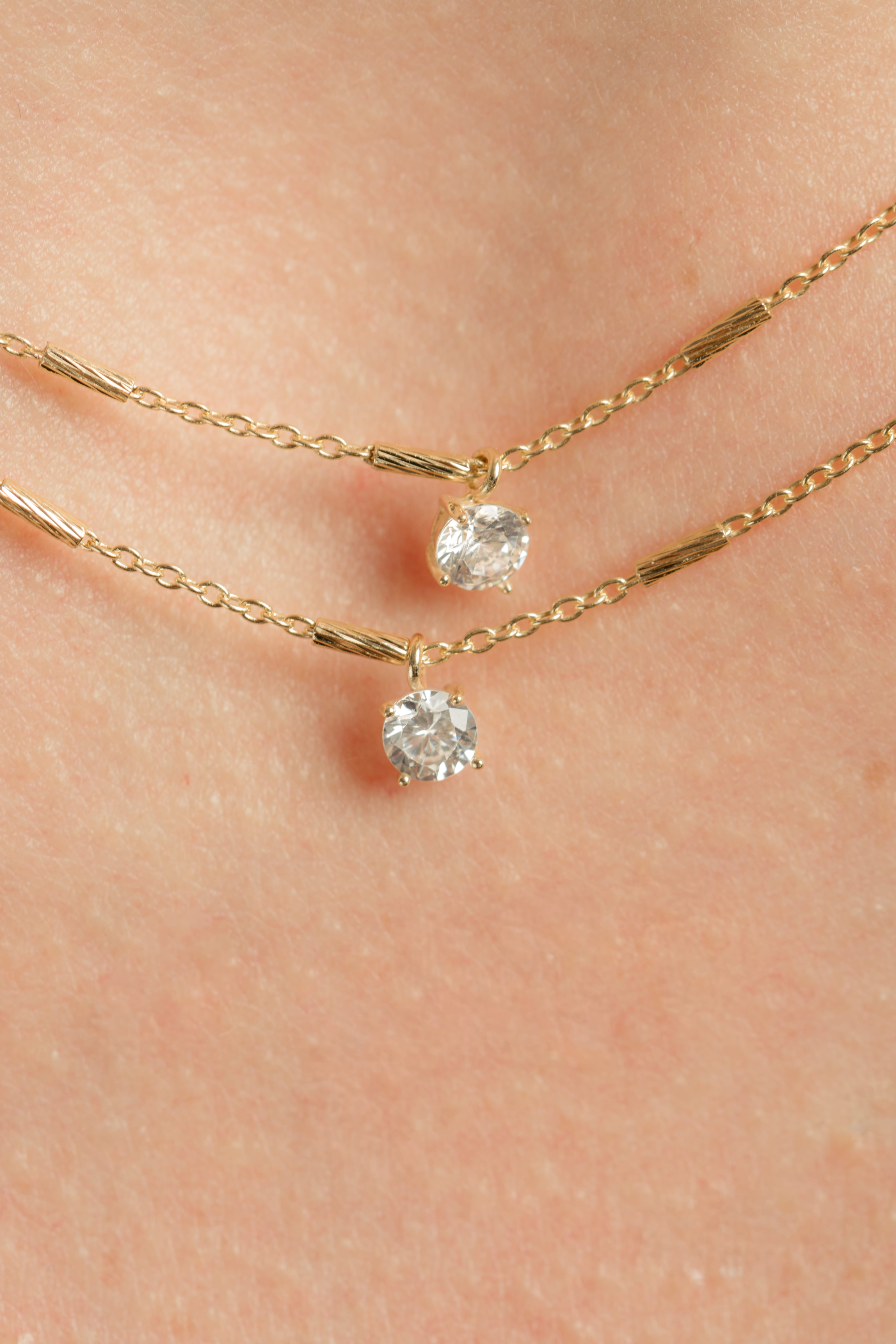 THE DOUBLE GLOW LINE necklace