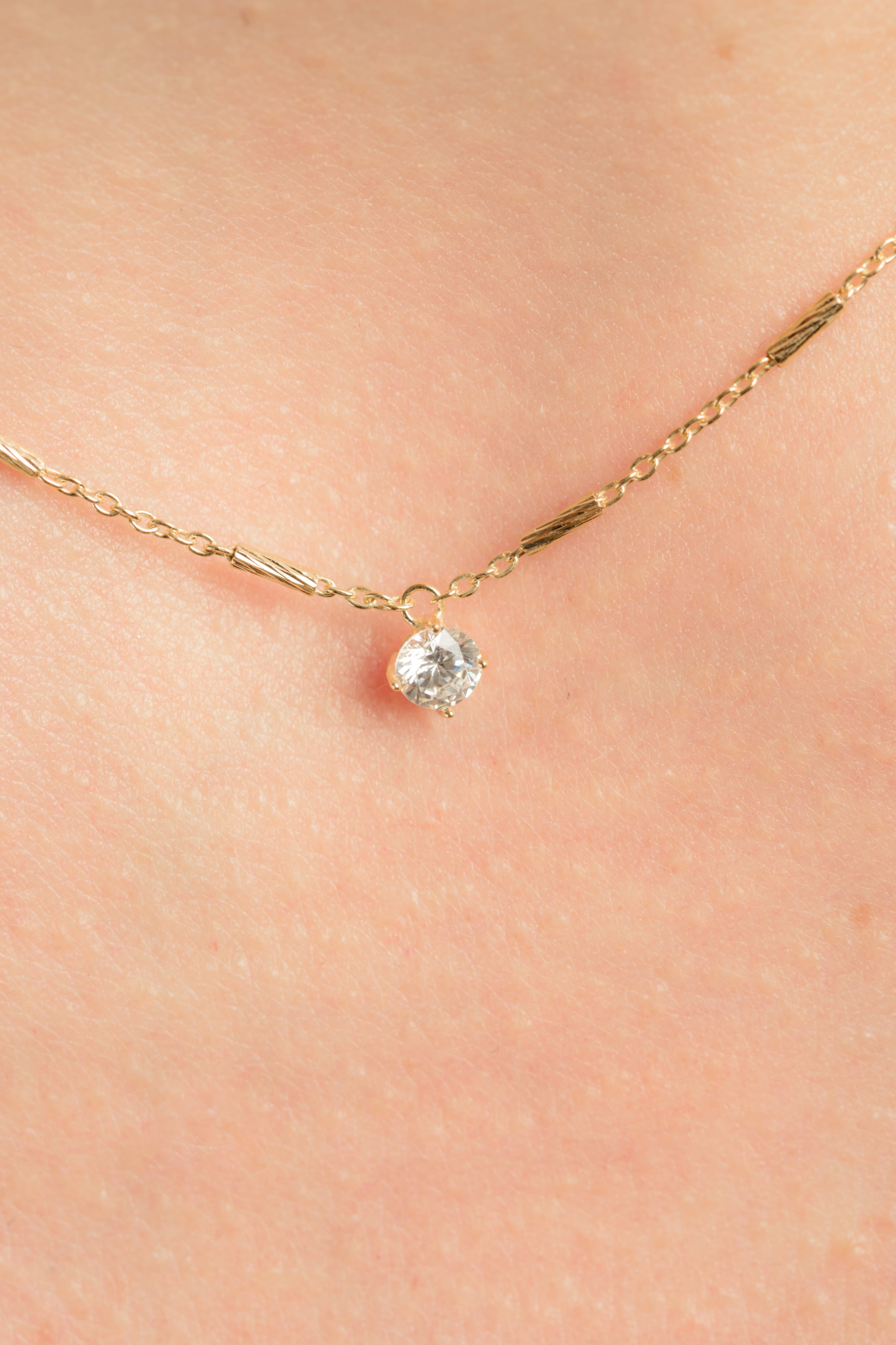 THE GLOW LINE necklace